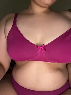 Snapshot of prernaa_love chatting on February 10, 4:27 am prernaa love online show from February 10, 4:27 am