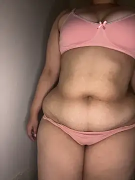 Snapshot of prernaa_love chatting on February 12, 11:16 am prernaa love online show from February 12, 11:16 am