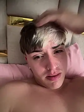 Justin trevor1 online show from May 29, 8:51 pm