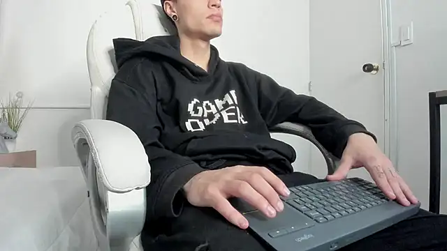 dark sun302 online show from September 14, 8:52 pm