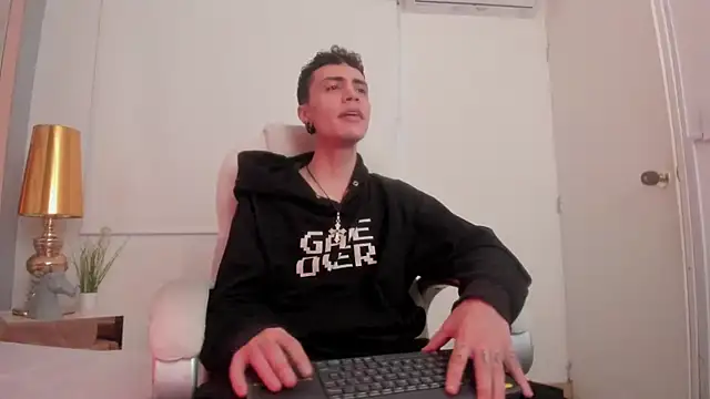 dark sun302 online show from November 11, 9:26 pm