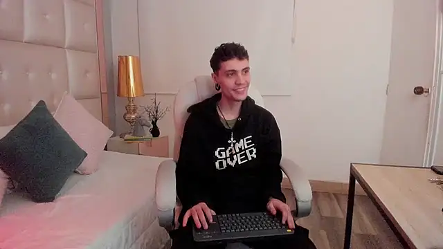 dark sun302 online show from December 15, 2:05 am