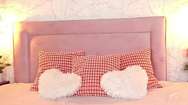 ChannelAngeless online show from November 19, 10:04 am