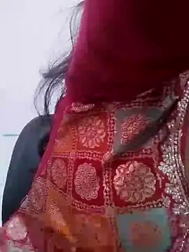 Snapshot of Reeta-rani chatting on October 15, 4:12 am Reeta-rani online show from October 15, 4:12 am