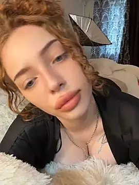 Hannah xBaby online show from June 8, 10:59 am