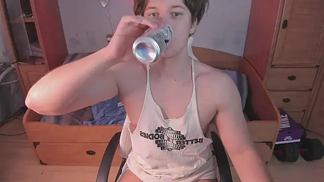 Dexter Bennett online show from March 26, 1:28 pm