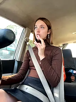 DollyTall online show from September 11, 9:31 am