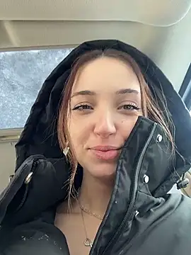 DollyTall online show from February 24, 6:11 am