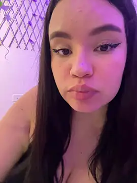 Emily Taylor2 online show from February 8, 2:15 am