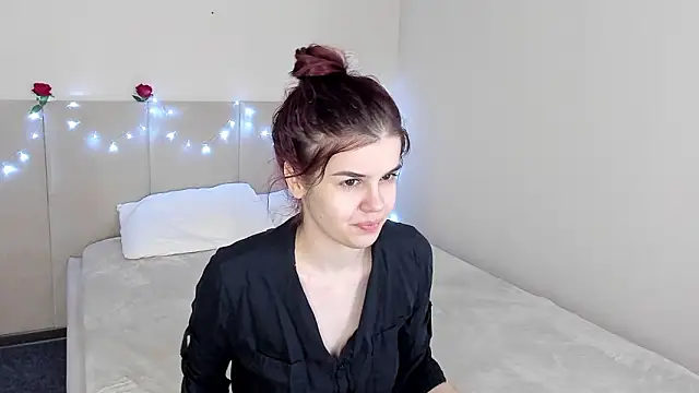 Infinity Ti online show from February 27, 2:00 am