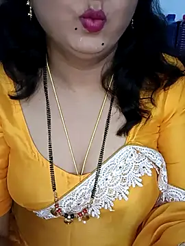 Snapshot of Niharika555 chatting on May 2, 4:12 pm Niharika555 online show from May 2, 4:12 pm