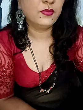 Snapshot of Niharika555 chatting on June 26, 6:23 pm Niharika555 online show from June 26, 6:23 pm