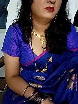Snapshot of Niharika555 chatting on June 27, 3:39 pm Niharika555 online show from June 27, 3:39 pm