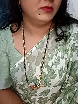 Snapshot of Niharika555 chatting on June 28, 7:42 pm Niharika555 online show from June 28, 7:42 pm