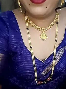 Snapshot of Niharika555 chatting on July 5, 6:15 pm Niharika555 online show from July 5, 6:15 pm