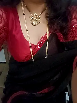 Snapshot of Niharika555 chatting on July 17, 6:02 pm Niharika555 online show from July 17, 6:02 pm