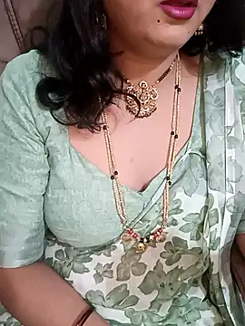 Snapshot of Niharika555 chatting on July 29, 5:00 pm Niharika555 online show from July 29, 5:00 pm
