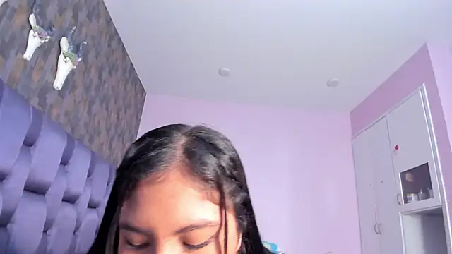 Snapshot of VeraBlazze chatting on September 12, 12:05 pm VeraBlazze online show from September 12, 12:05 pm