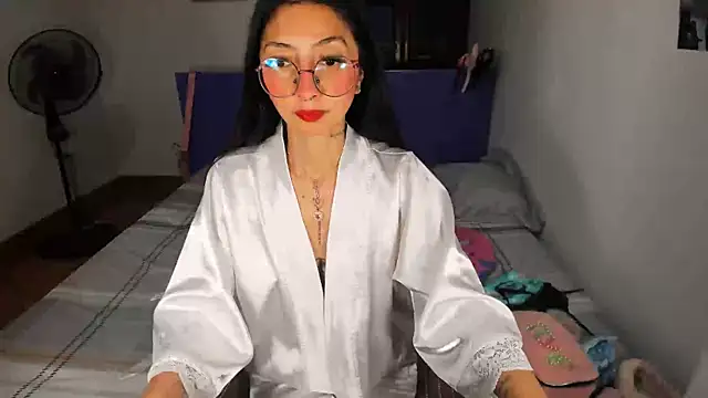 Anais lux online show from May 15, 11:45 pm