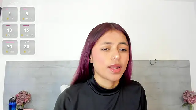 Snapshot of sunnyWhitee chatting on May 26, 7:21 pm sunnyWhitee online show from May 26, 7:21 pm