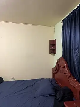 Snapshot of MaxDell chatting on September 11, 1:06 am MaxDell online show from September 11, 1:06 am