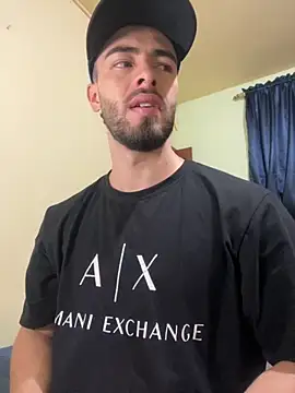 Snapshot of MaxDell chatting on September 19, 1:18 am MaxDell online show from September 19, 1:18 am