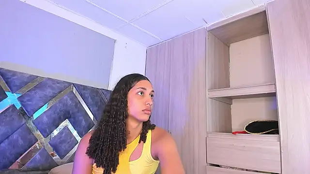 Snapshot of candice777 chatting on September 22, 2:08 pm candice777 online show from September 22, 2:08 pm