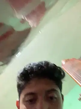 Snapshot of PerraAsquerosa_ chatting on December 14, 9:36 am PerraAsquerosa online show from December 14, 9:36 am