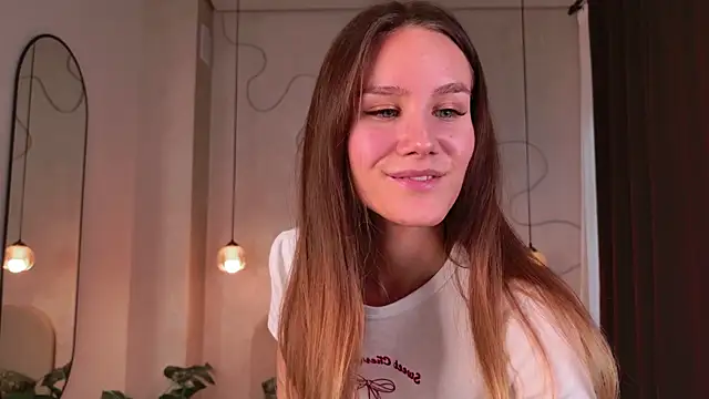 Snapshot of _Clare_Florence_ chatting on October 4, 1:42 pm  Clare Florence  online show from October 4, 1:42 pm