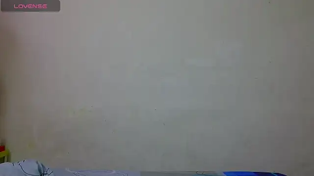 dylan apol0 online show from April 7, 12:11 am