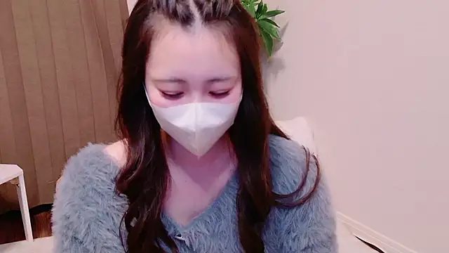 MOEMOE-Q online show from October 7, 2:58 pm