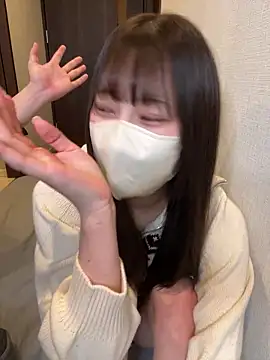 MOEMOE-Q online show from March 22, 2:53 pm