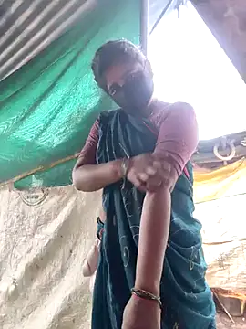 Falguni Desai online show from December 20, 2:29 am