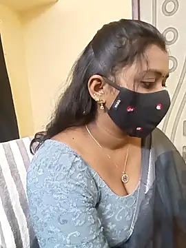 Snapshot of Pavani-Sexy chatting on February 11, 9:58 am Pavani-Sexy online show from February 11, 9:58 am