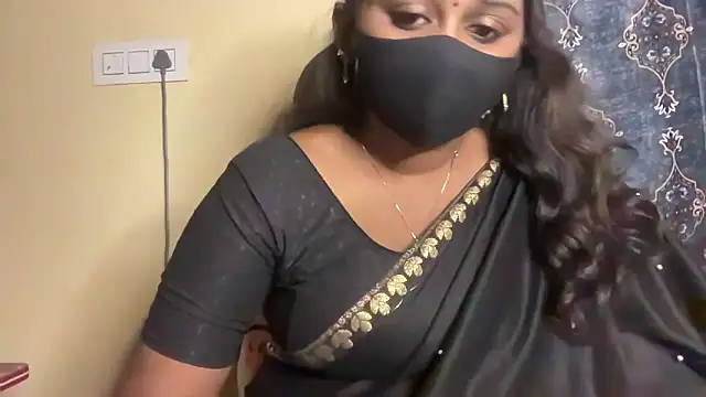 Snapshot of Pavani-Sexy chatting on February 20, 5:57 pm Pavani-Sexy online show from February 20, 5:57 pm