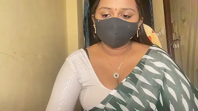 Snapshot of Pavani-Sexy chatting on March 1, 6:43 pm Pavani-Sexy online show from March 1, 6:43 pm