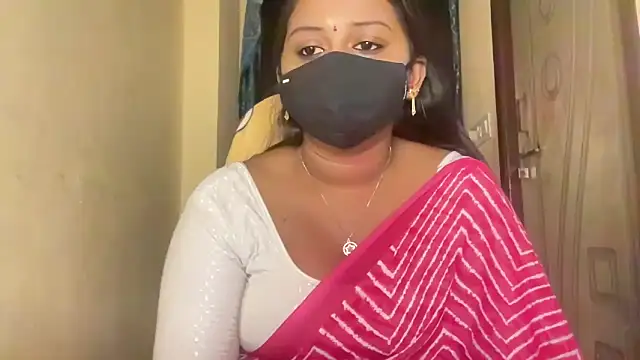 Snapshot of Pavani-Sexy chatting on March 3, 6:36 pm Pavani-Sexy online show from March 3, 6:36 pm