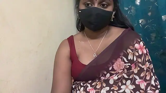 Snapshot of Pavani-Sexy chatting on April 22, 5:47 pm Pavani-Sexy online show from April 22, 5:47 pm