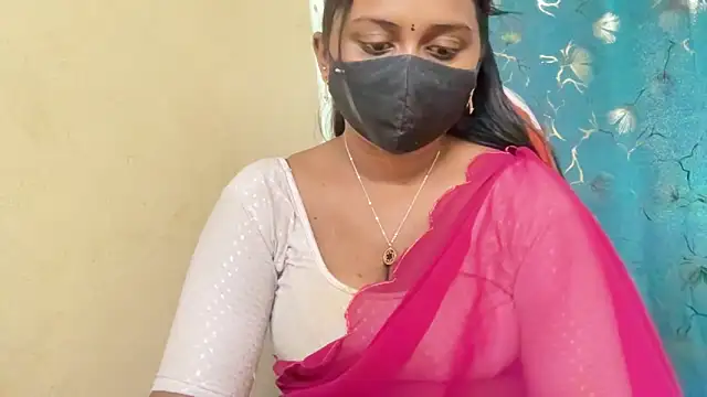 Snapshot of Pavani-Sexy chatting on April 30, 9:48 am Pavani-Sexy online show from April 30, 9:48 am