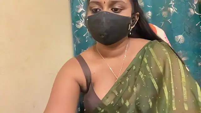 Snapshot of Pavani-Sexy chatting on May 6, 5:51 pm Pavani-Sexy online show from May 6, 5:51 pm