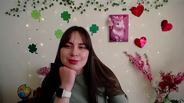 Amanda Bright  online show from March 17, 11:24 am