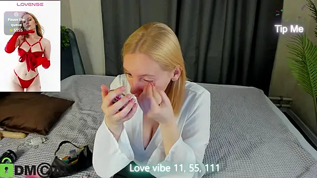 Snapshot of Anna_Chelsea chatting on November 1, 12:34 am Anna Chelsea online show from November 1, 12:34 am