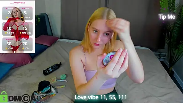 Snapshot of Anna_Chelsea chatting on November 22, 12:09 am Anna Chelsea online show from November 22, 12:09 am