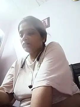 Trisha 71 online show from May 15, 9:11 pm