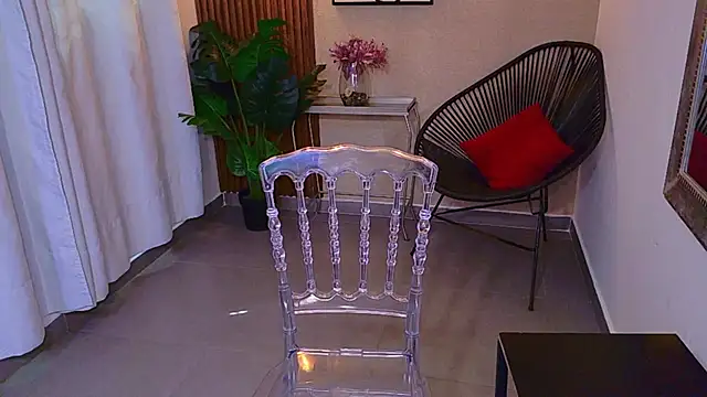 Lia Mar  online show from May 30, 7:44 pm