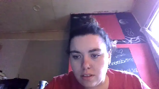 Snapshot of princessbr_013 chatting on March 26, 1:06 pm princessbr 013 online show from March 26, 1:06 pm