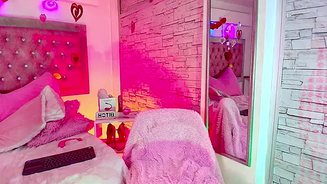 Bonn Glow online show from February 14, 3:42 pm