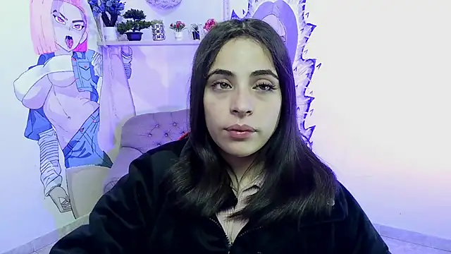 Snapshot of sofi_lara28 chatting on May 2, 1:38 pm sofi lara28 online show from May 2, 1:38 pm