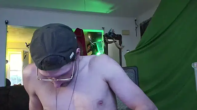 MasterDaddyCool online show from October 20, 2:17 pm