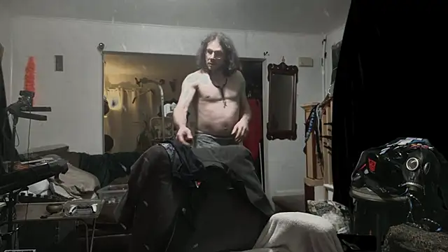 Snapshot of MasterDaddyCool chatting on March 1, 4:14 am MasterDaddyCool online show from March 1, 4:14 am